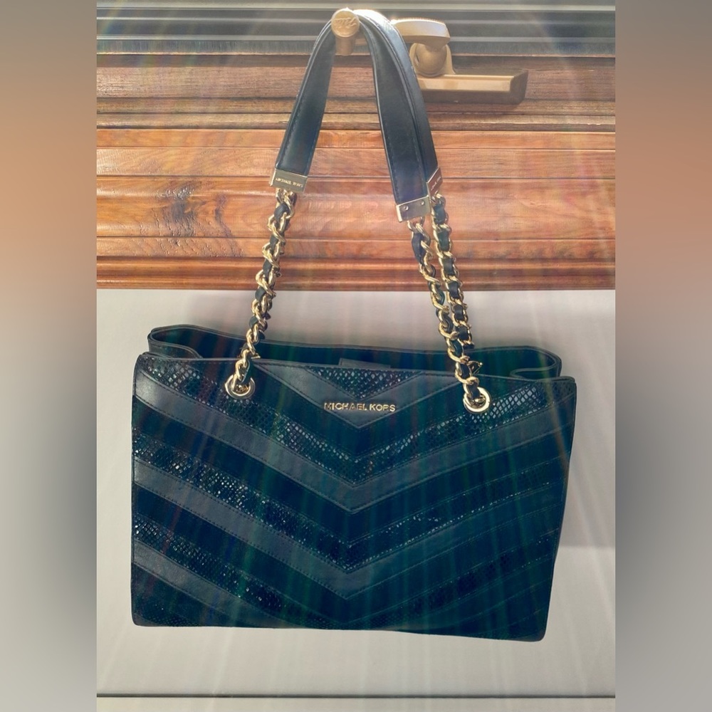 Michael Kors Chevron Bag